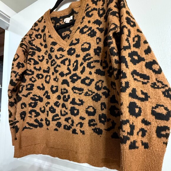 Knox Rose Leopard Print V-Neck Sweater Size M - Picture 3 of 3